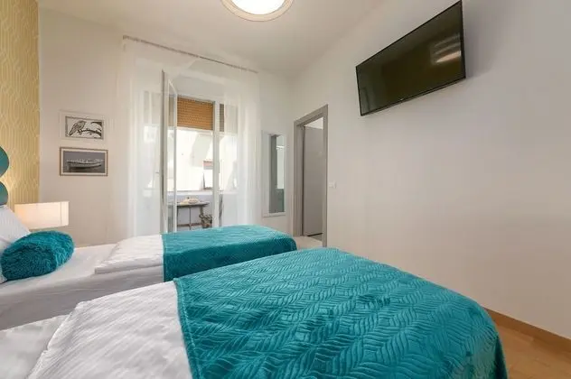 Deluxe Tek Büyük veya İki Ayrı Yataklı Oda, Şehir Manzaralı