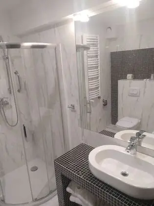Comfort Room Double Use