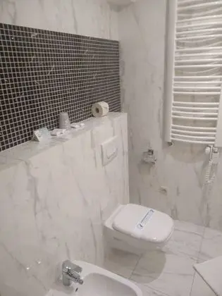 Comfort Room Double Use