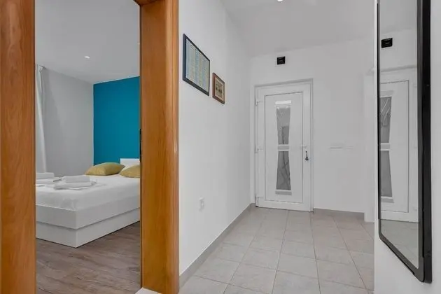 Apart Daire (Prgo - close to center & parking - A()