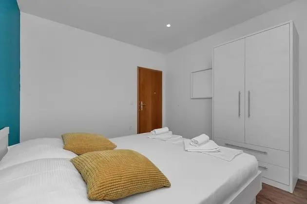 Apart Daire (Prgo - close to center & parking - A()