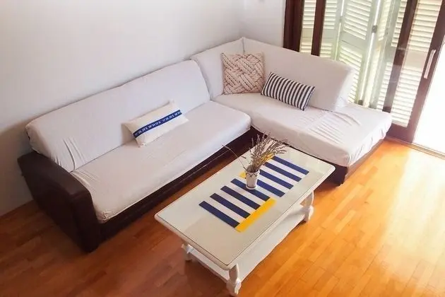 Apart Daire (Prgo - close to center & parking - A()