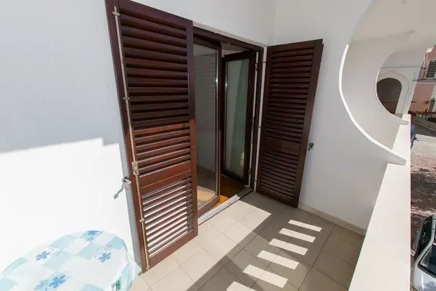 Apart Daire (Prgo - spacious with view & parking -)