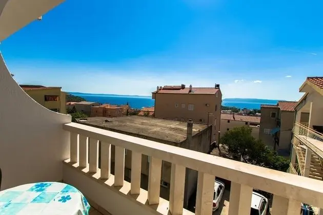 Apart Daire (Prgo - spacious with view & parking -)