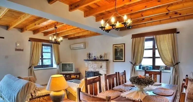 Villa, 4 Yatak Odası, Kişiye Özel Havuzlu