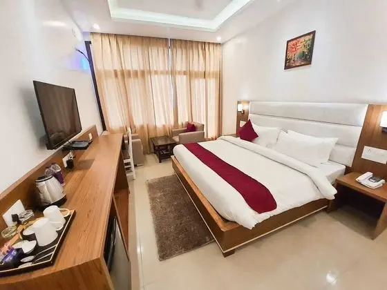 Deluxe Tek Büyük Yataklı Oda
