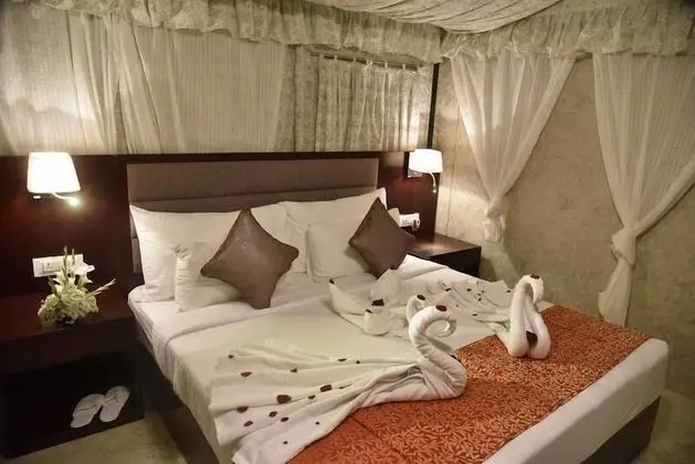 Kır Evi, 1 En Büyük (King) Boy Yatak