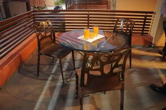 Superior Oda, Balkon