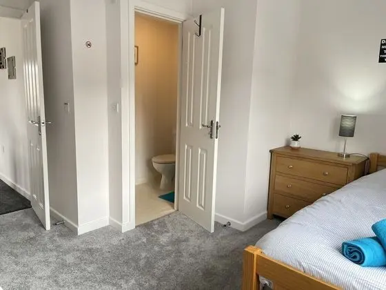 Executive Ev, Özel Banyo (Pride Park)