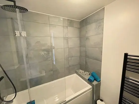 Executive Ev, Özel Banyo (Pride Park)