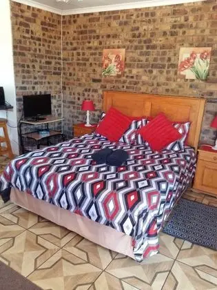 Luxury Tek Büyük Yataklı Oda, 1 Büyük (Queen) Boy Yatak, Avlu