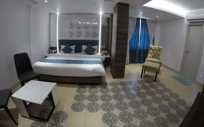 Luxury Oda, 1 En Büyük (King) Boy Yatak