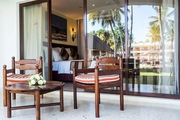 Deluxe Oda (Standard Double Room - Garden or Pool)