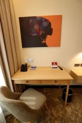 Deluxe Tek Büyük Yataklı Oda, 1 Büyük (Queen) Boy Yatak, Şehir Manzaralı