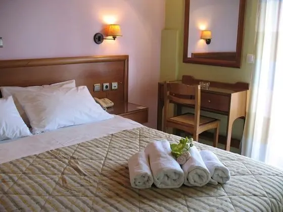 Deluxe Tek Büyük Yataklı Oda