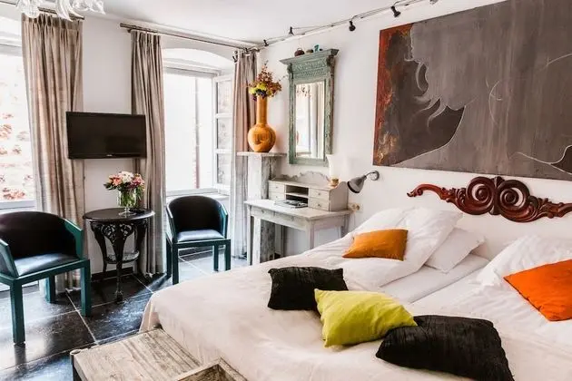 Comfort Tek Büyük veya İki Ayrı Yataklı Oda