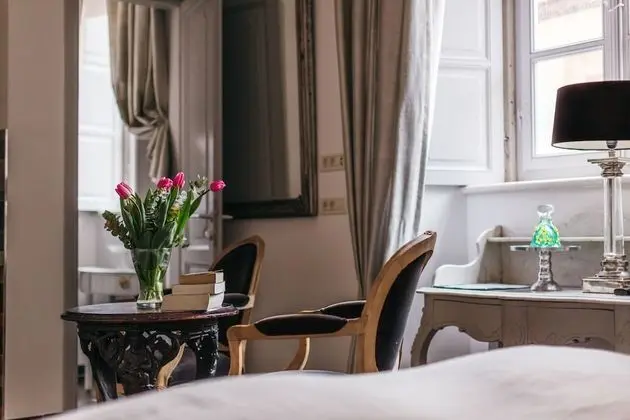 Comfort Tek Büyük veya İki Ayrı Yataklı Oda