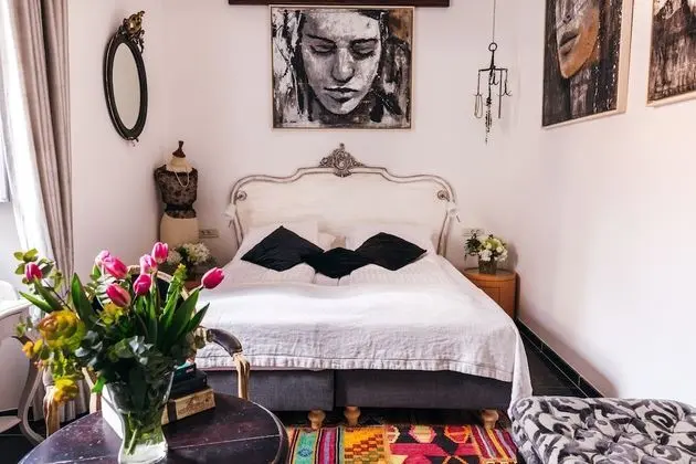Comfort Tek Büyük veya İki Ayrı Yataklı Oda