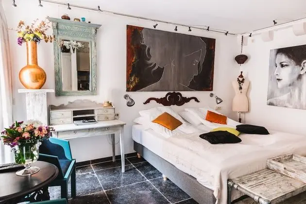 Comfort Tek Büyük veya İki Ayrı Yataklı Oda