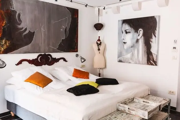 Comfort Tek Büyük veya İki Ayrı Yataklı Oda