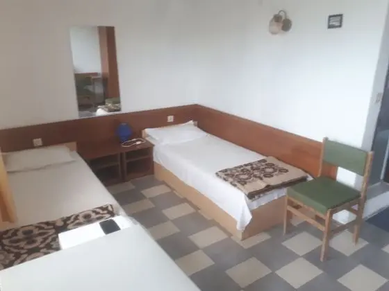 Standard Tek Büyük veya İki Ayrı Yataklı Oda, Balkon