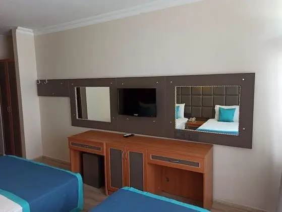 Standard Tek Büyük veya İki Ayrı Yataklı Oda