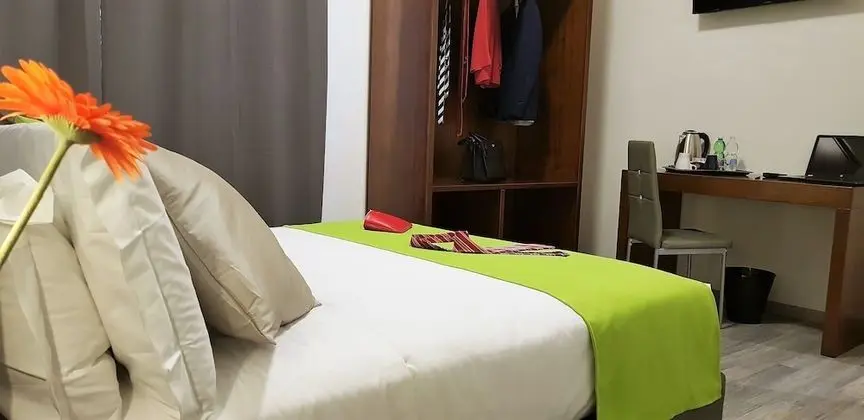 Tek Büyük veya İki Ayrı Yataklı Oda