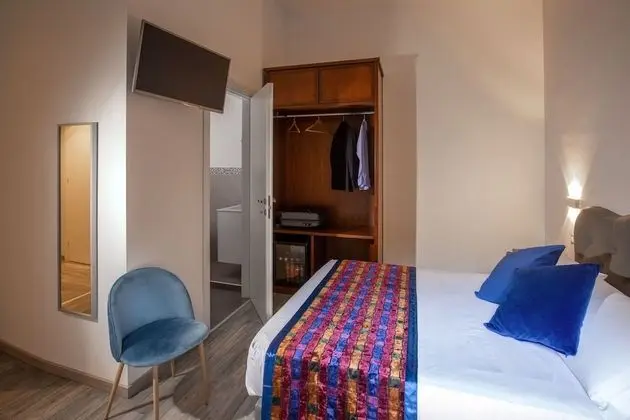 Tek Büyük veya İki Ayrı Yataklı Oda