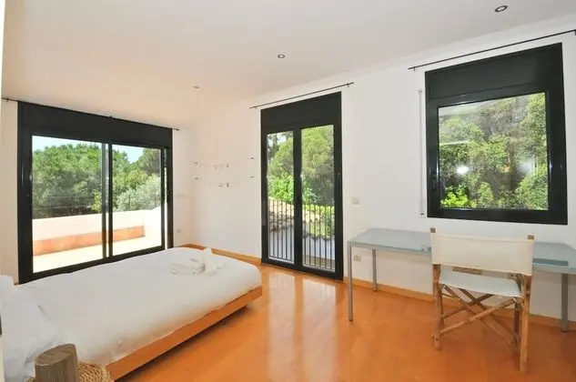 Villa, 4 Yatak Odası, Kişiye Özel Havuzlu (C030)