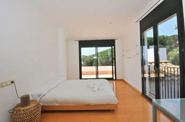 Villa, 4 Yatak Odası, Kişiye Özel Havuzlu (C030)