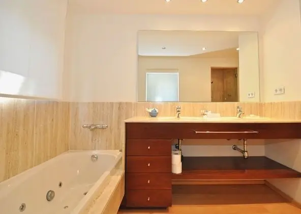 Villa, 4 Yatak Odası, Kişiye Özel Havuzlu (C030)