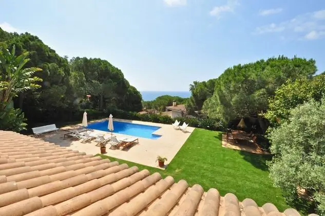 Villa, 4 Yatak Odası, Kişiye Özel Havuzlu (C030)