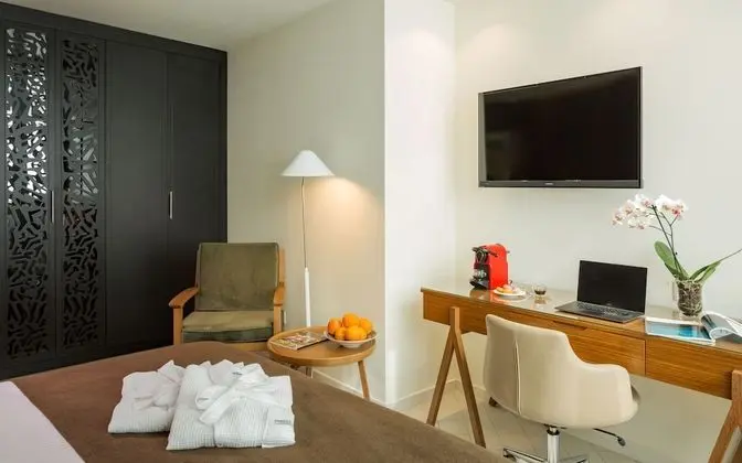 Executive Tek Büyük veya İki Ayrı Yataklı Oda