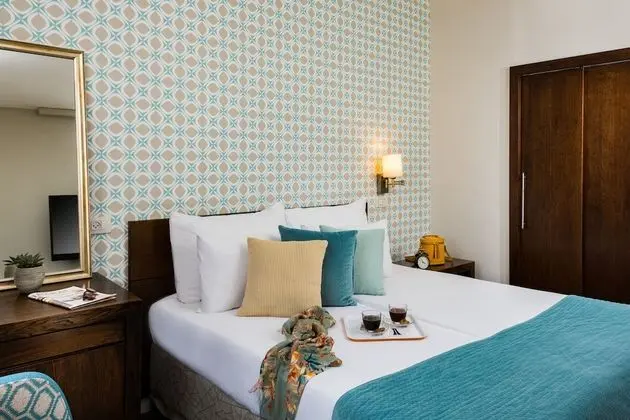 Superior Oda, Şehir Manzaralı