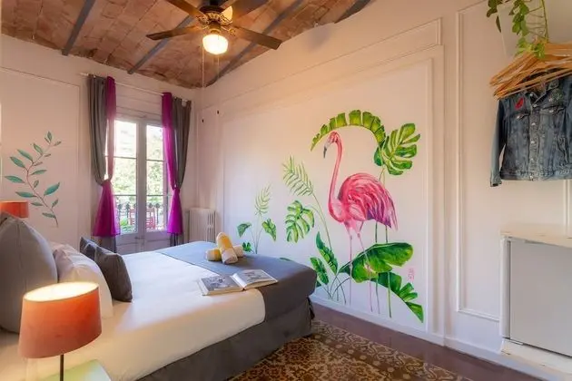 Tek Büyük Yataklı Oda, Ortak Banyo