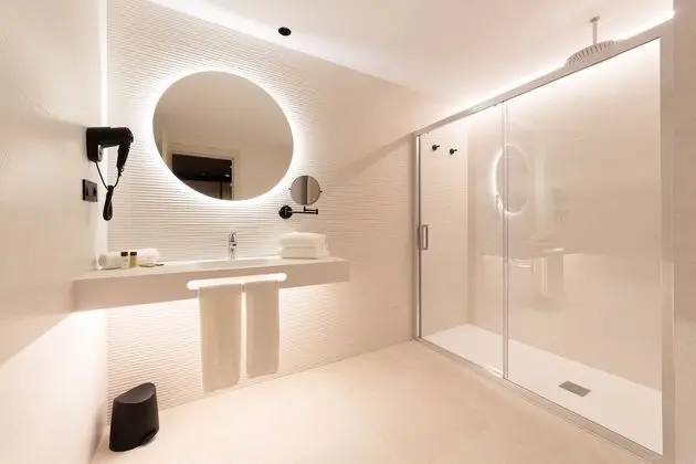 Deluxe Oda, Teras, Havuz Manzaralı (2 Adults + 2 children)