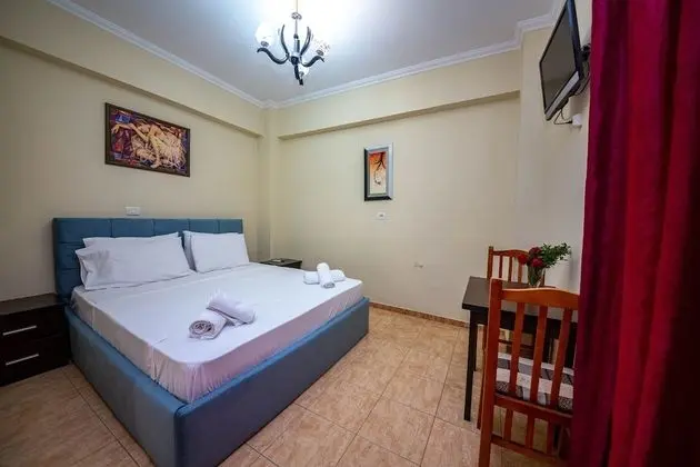 Üç Kişilik Oda, Balkon