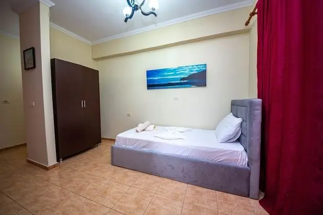 Üç Kişilik Oda, Balkon