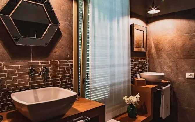 Tek Büyük veya İki Ayrı Yataklı Oda (Pinot Nero)