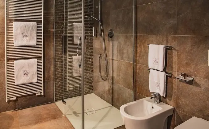 Tek Büyük veya İki Ayrı Yataklı Oda (Pinot Nero)