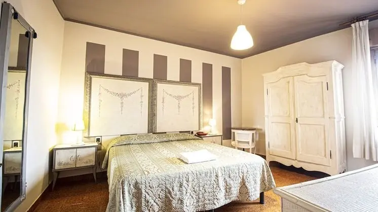 Tek Büyük veya İki Ayrı Yataklı Oda