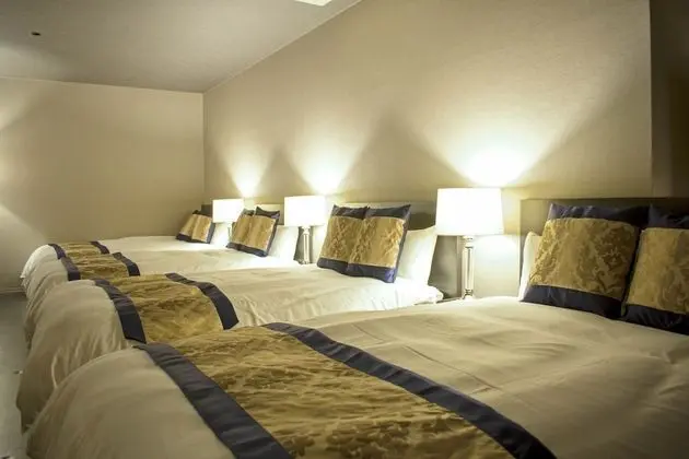 Deluxe Oda (5 beds, for 9 people, 501/503)