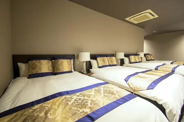 Deluxe Oda (5 beds, for 9 people, 501/503)