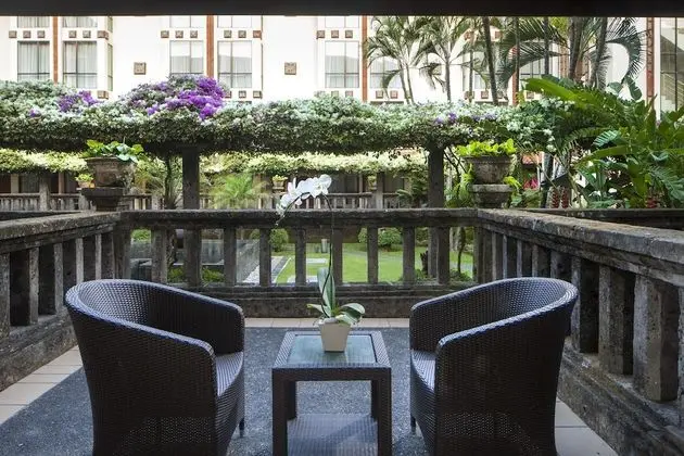 Premier Oda, Balkon (No Children)