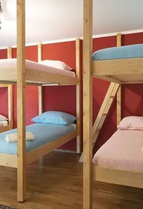 Deluxe Ortak Ranzalı Oda, Şehir Manzaralı