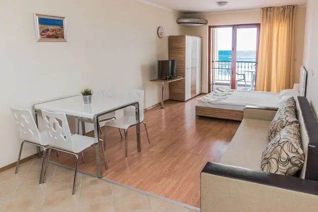 Standard Stüdyo, Deniz Manzaralı