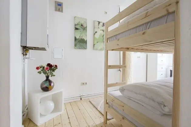 Apart Daire (Schillerpark 6)