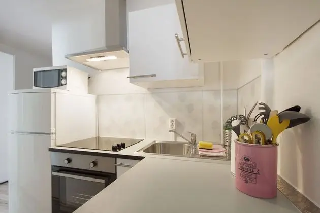 Apart Daire (Schillerpark 6)