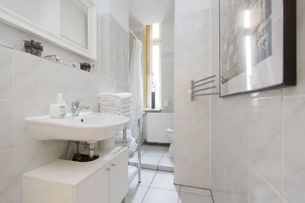 Apart Daire (Schillerpark 6)