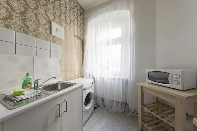 City Apart Daire, 1 Büyük (Queen) Boy Yatak ve Çekyat (F4)